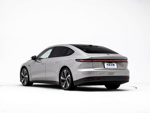 NIO Wei LaiET7 — China electric EV for export — photo 5