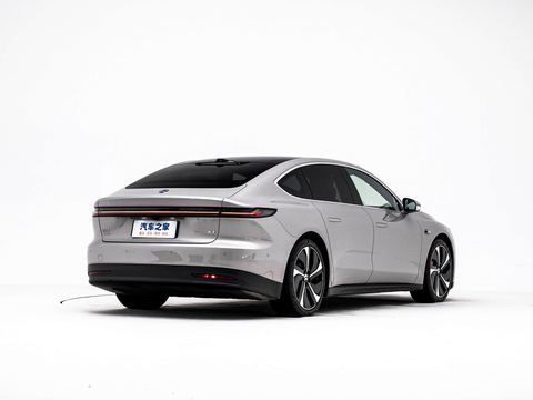 NIO Wei LaiET7 — China electric EV for export — photo 7