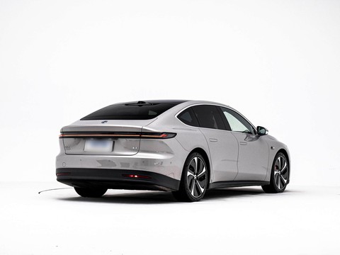 NIO ET7 — China electric EV for export — photo 7