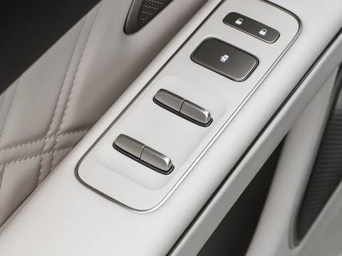 NIO Wei LaiET9 — China electric EV for export — photo 14