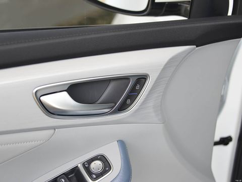 Roewe Fei FanER6 — China electric EV for export — photo 11