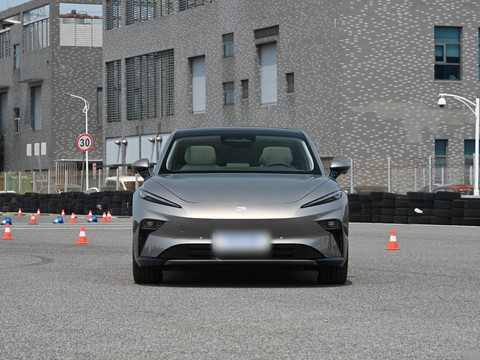 Feifan F7 — China electric EV for export — photo 2