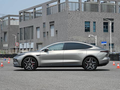 Roewe Fei FanF7 — China electric EV for export — photo 4