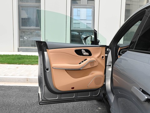 Feifan R7 — China electric EV for export — photo 11