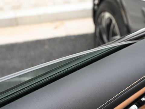 Roewe Fei FanR7 — China electric EV for export — photo 12