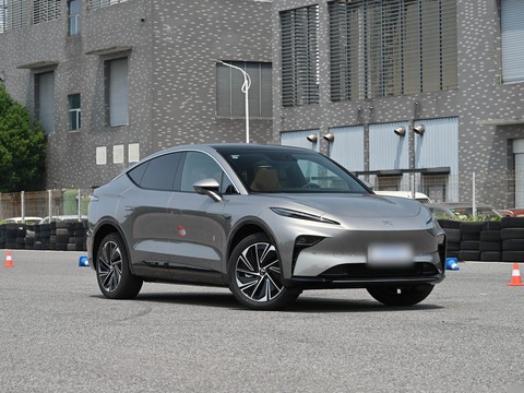 Feifan R7 — China electric EV for export — photo 3