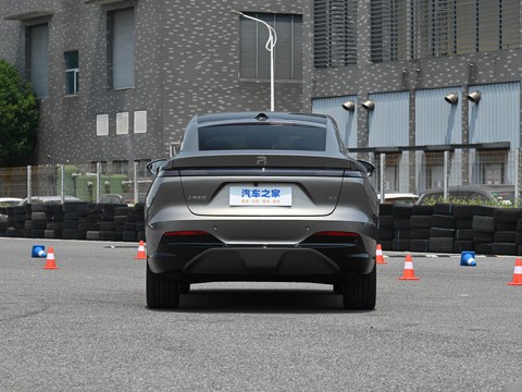 Feifan R7 — China electric EV for export — photo 6