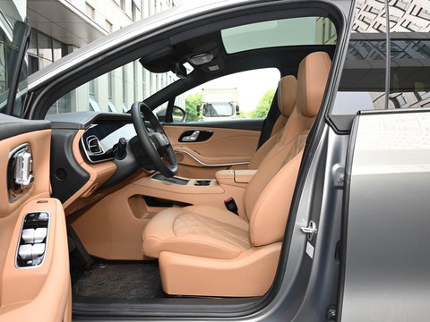 Feifan R7 — China electric EV for export — photo 9