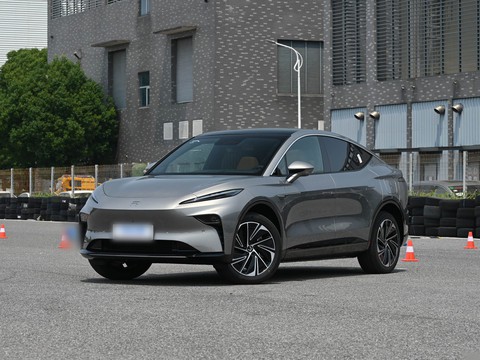 Feifan R7 — China electric EV for export