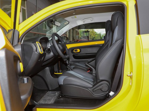Roewe Clever — China electric EV for export — photo 9