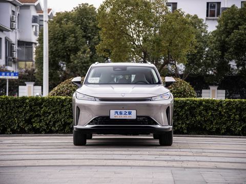 Roewe Rong WeiD5X DMH — China electric EV for export — photo 2