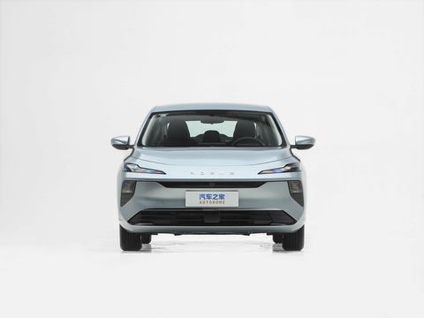 Roewe Rong WeiD6 — China electric EV for export — photo 2