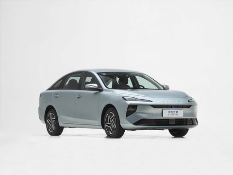 Roewe Rong WeiD6 — China electric EV for export — photo 3
