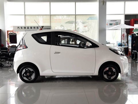 Roewe E50 — China electric EV for export — photo 4
