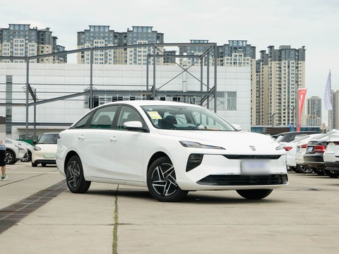 Roewe E6 — China electric EV for export — photo 3