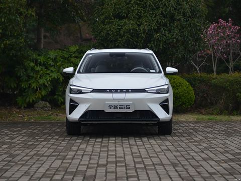 Roewe Rong WeiEi5 — China electric EV for export — photo 2