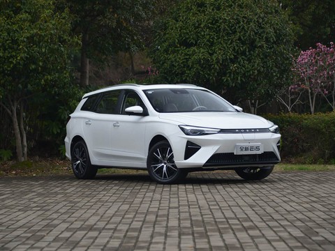 Roewe Ei5 — China electric EV for export — photo 3