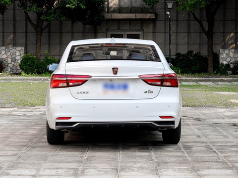 Roewe ei6 — China plug-in hybrid EV for export — photo 6