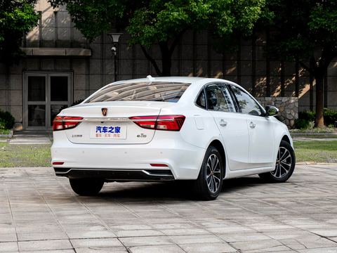 Roewe Rong Weii6 — China electric EV for export — photo 7