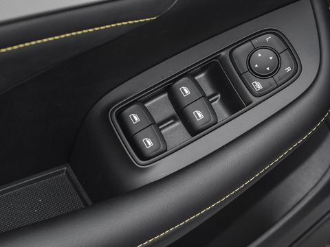Roewe Rong Weii6 MAX — China electric EV for export — photo 15
