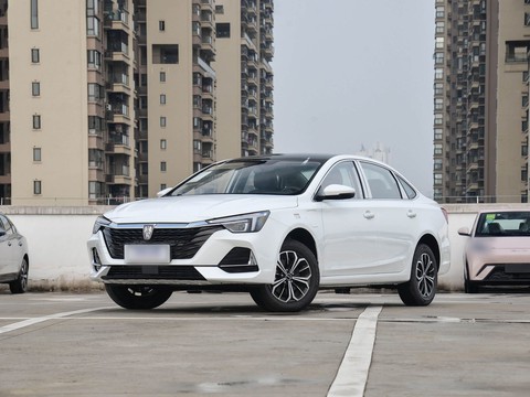 Roewe i6 MAX — China plug-in hybrid EV for export