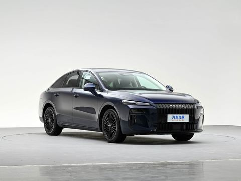 Roewe Rong WeiM7 DMH — China electric EV for export — photo 3