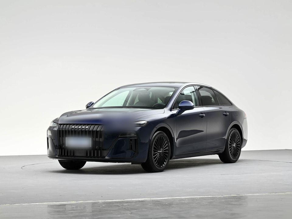 Roewe M7 DMH — China plug-in hybrid EV for export