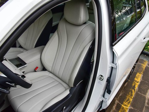 Roewe RX5 eMAX — China plug-in hybrid EV for export — photo 11