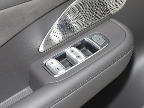 SAIC H H5 — China electric EV for export — photo 14