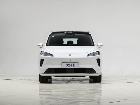 SAIC H H5 — China electric EV for export — photo 2