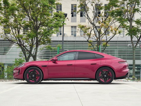 SAIC H Z7 — China electric EV for export — photo 4