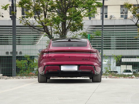 SAIC H Z7 — China electric EV for export — photo 6
