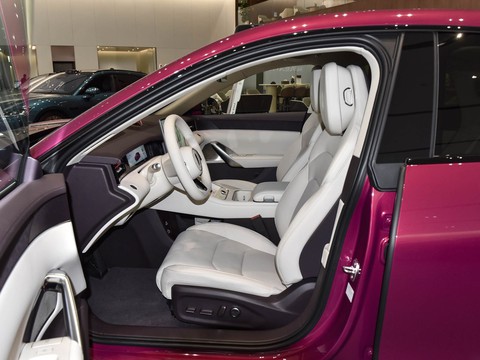 SAIC H Z7 — China electric EV for export — photo 9