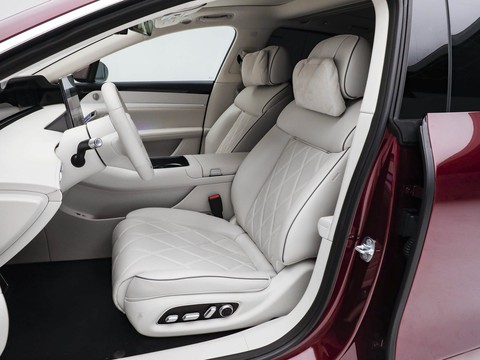 Stelato S9 — China electric EV for export — photo 10
