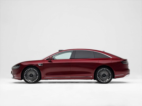 Stelato S9 — China electric EV for export — photo 4