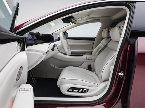 Stelato S9 — China electric EV for export — photo 9
