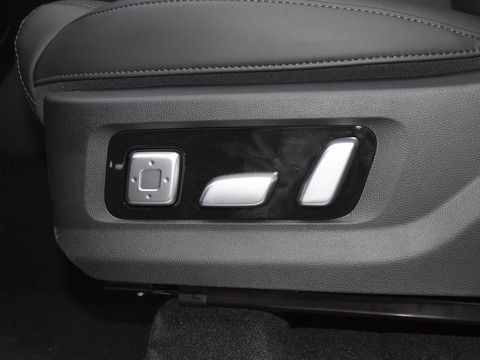 Tank 400 Hi4-T — China plug-in hybrid EV for export — photo 16