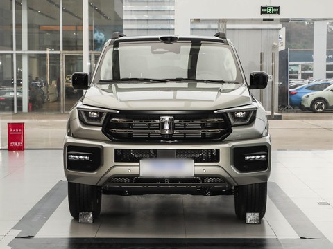Tank 400 Hi4-T — China plug-in hybrid EV for export — photo 2