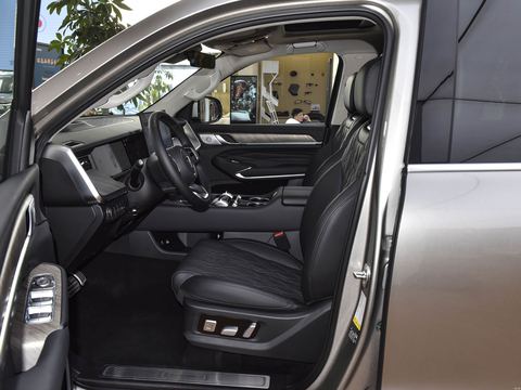 Tank Tan Ke500 — China electric EV for export — photo 9