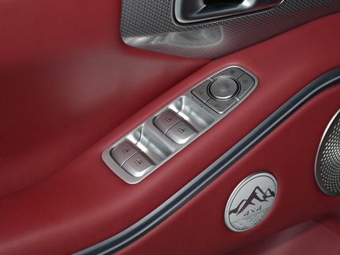 Tank 700 Hi4-T — China plug-in hybrid EV for export — photo 13