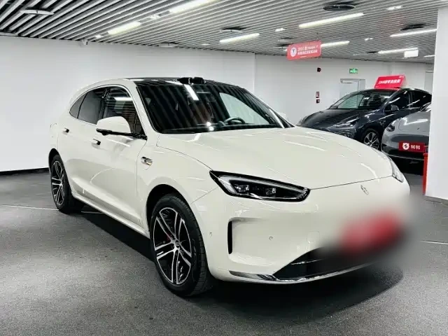 2025 AITO M5 EREV Ultra AWD — used China EV for export (2025) — photo 3