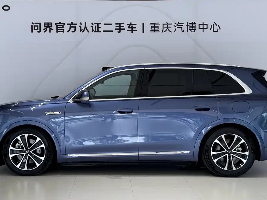 2026 AITO M7 EREV Ultra AWD 5-Seat — used China EV for export (2025) — photo 4