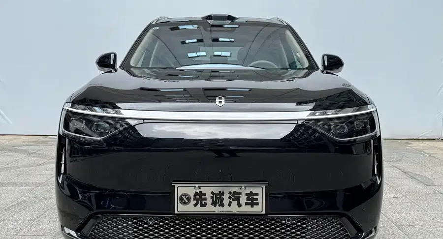 2026 AITO M8 — used China EV for export (2026) — photo 2