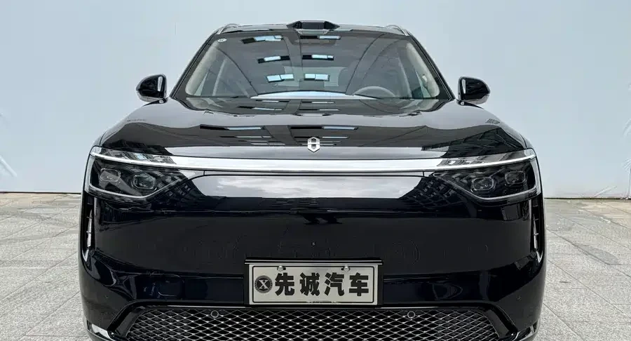 2026 AITO M8 — used China EV for export (2026) — photo 2