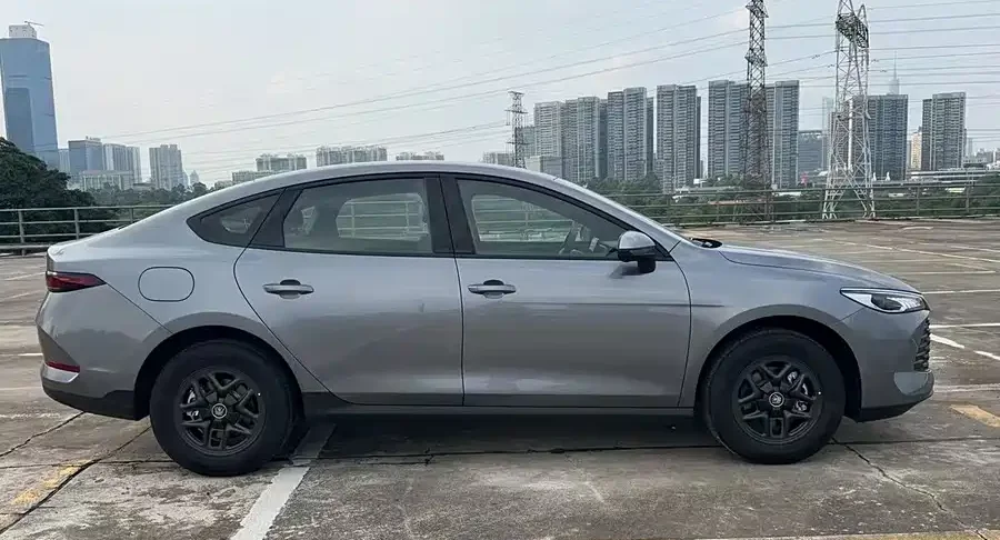 2026 BYD Qin PLUS — used China EV for export (2026) — photo 2