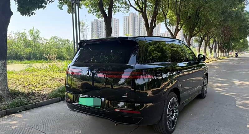 2025 Denza N8L — used China EV for export (2025) — photo 4