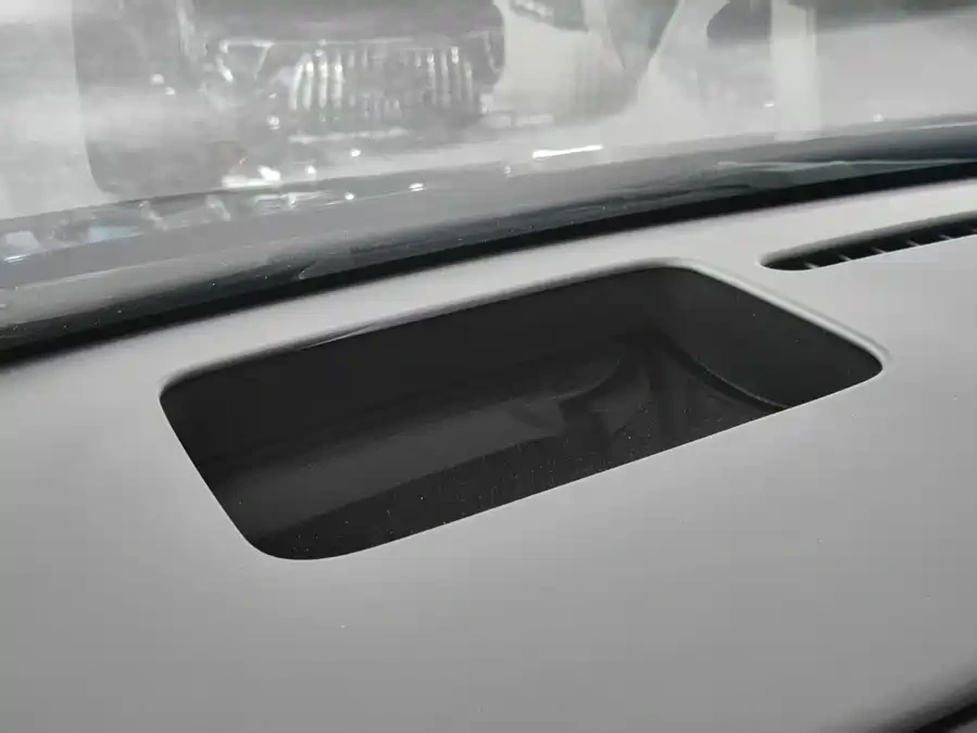 2025 Li Auto i6 Standard RWD — used China EV for export (2025) — photo 4