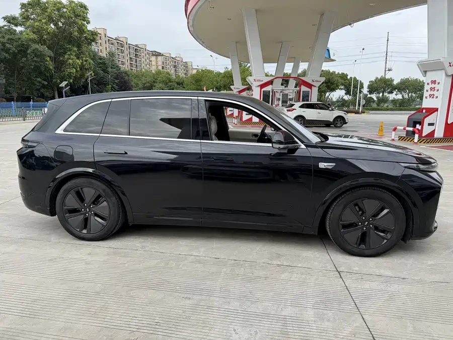 2024 Li Auto L7 Pro — used China EV for export (2024) — photo 4