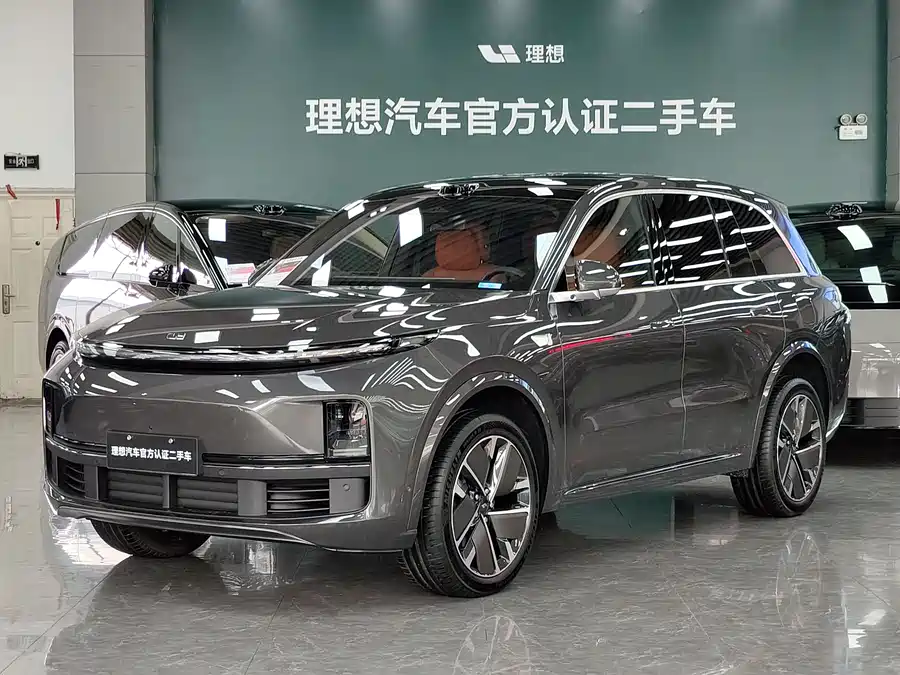 2025 Li Auto L8 Ultra Smart Refresh