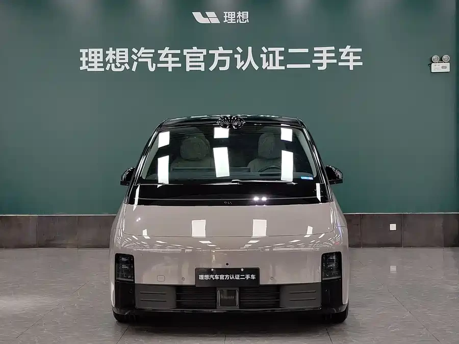 2024 Li Auto MEGA Ultra — used China EV for export (2025) — photo 2